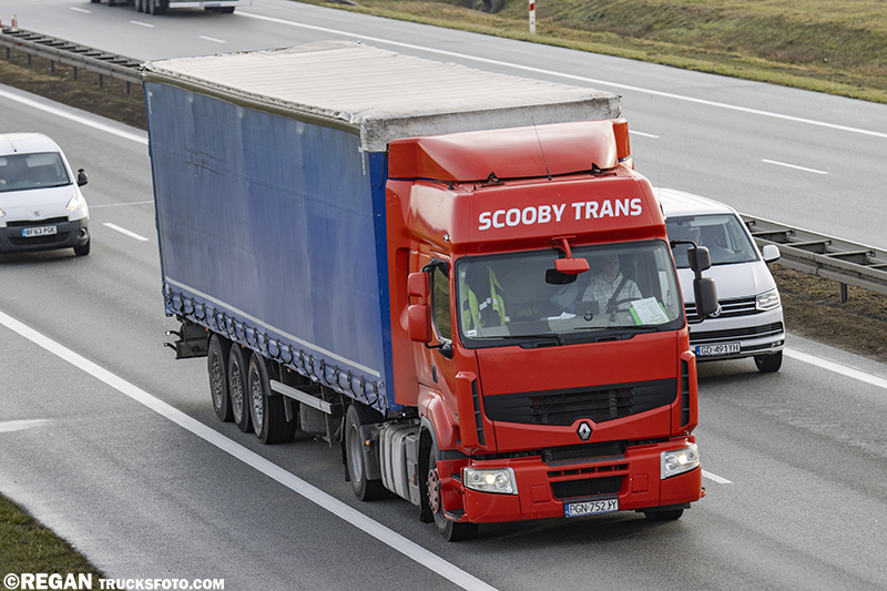 Renault Premium - Scooby Trans.jpg