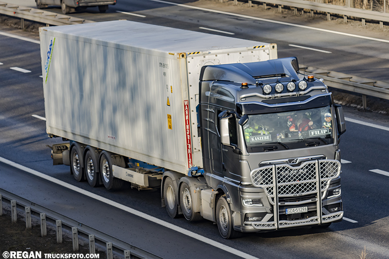 MAN TGX II.jpg