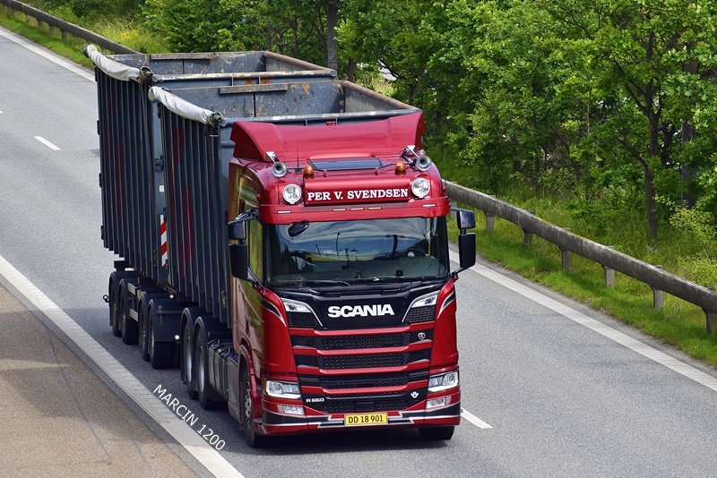 _DSC4948 PER V.SVENDSEN-crop-SCANIA R660 V8.JPG