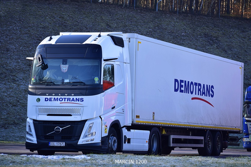 _DSC1226 DEMOTRANS-crop-VOLVO FH AERO.JPG