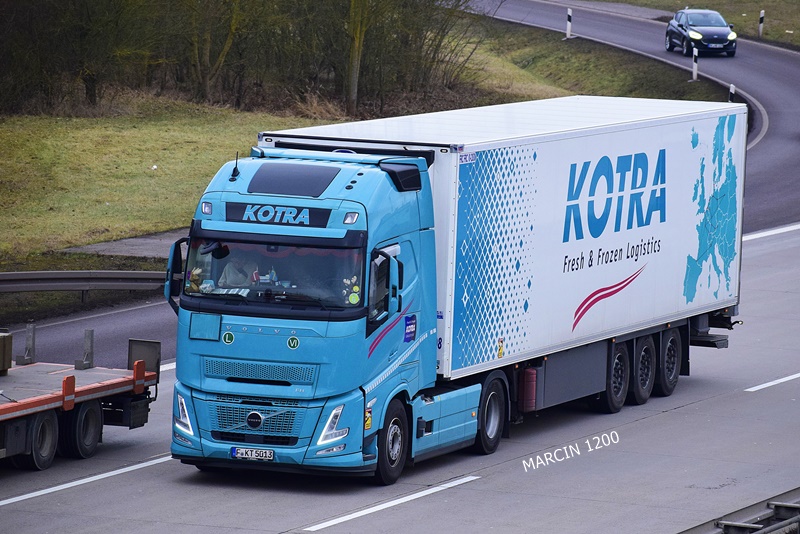 _DSC1397 KOTRA-crop-VOLVO FH AERO.JPG