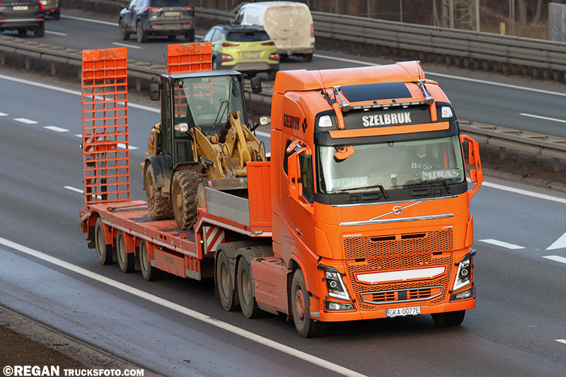 Volvo FH16 650 - Szelbruk.jpg