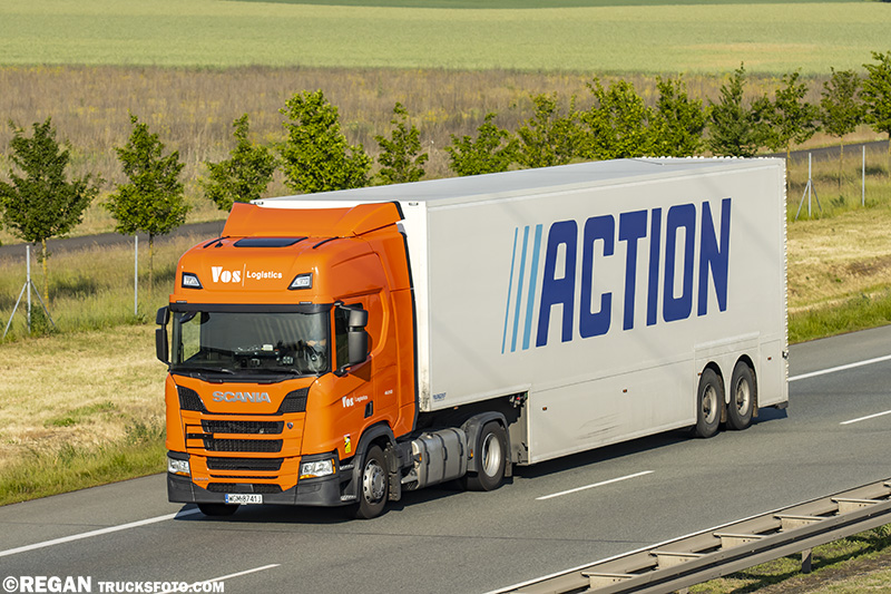 Scania 420R 46-2103 - Vos Action.jpg