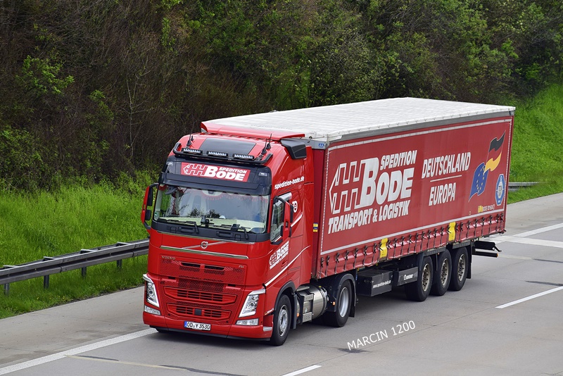 _DSC6730 BODE SPEDITION-crop-VOLVO FHIV.JPG