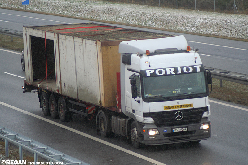Mercedes-Benz Actros MP2 - Porjot.jpg