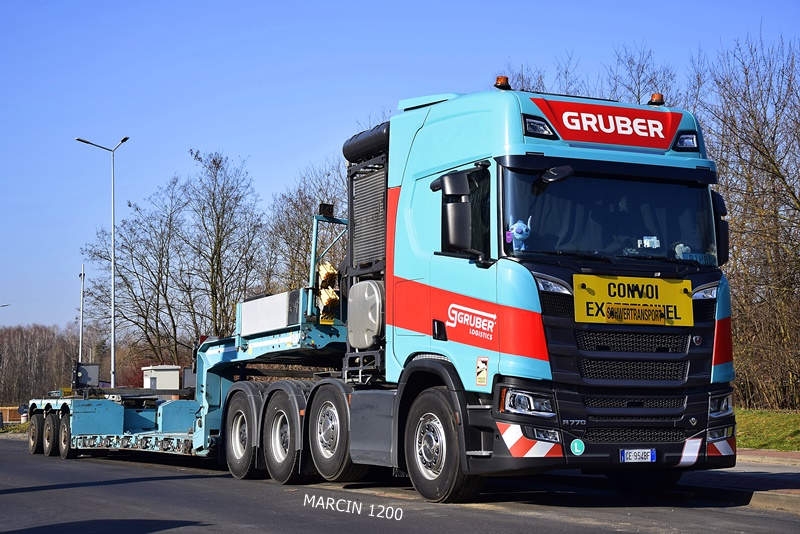 _DSC1441 GRUBER-crop-SCANIA R770 V8.JPG