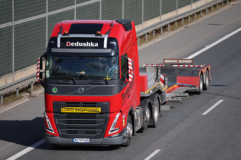 dedushka volvo 2.jpg