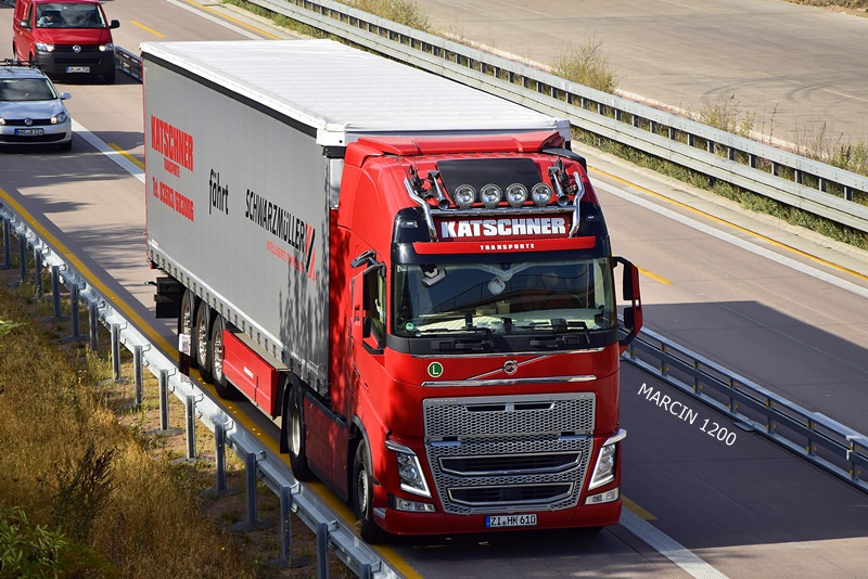 _DSC2811-crop-KATSCHNER-VOLVO FH IV.JPG