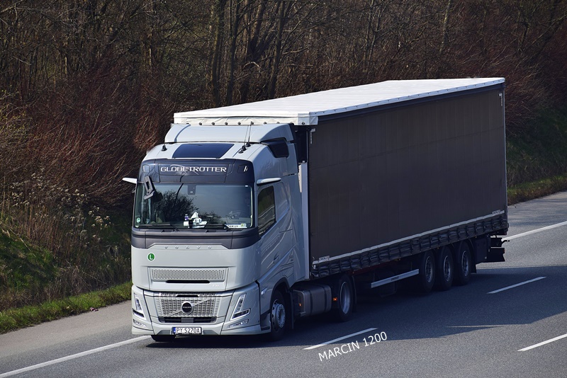 _DSC3407 AERO-crop-VOLVO.JPG