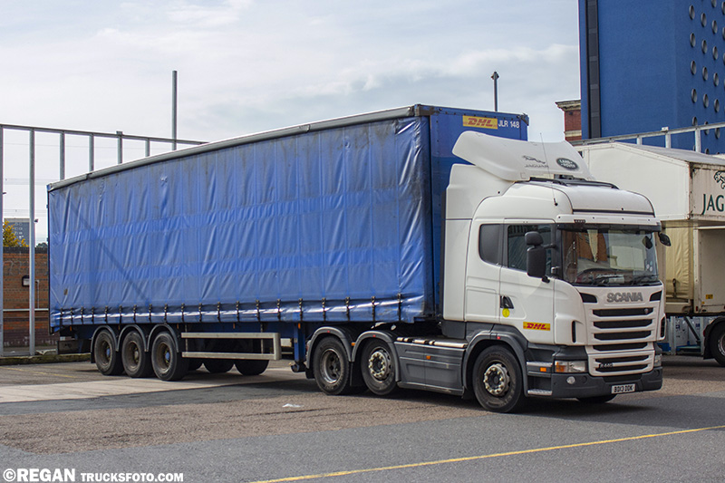 Scania R440 - DHL Jaguar.jpg