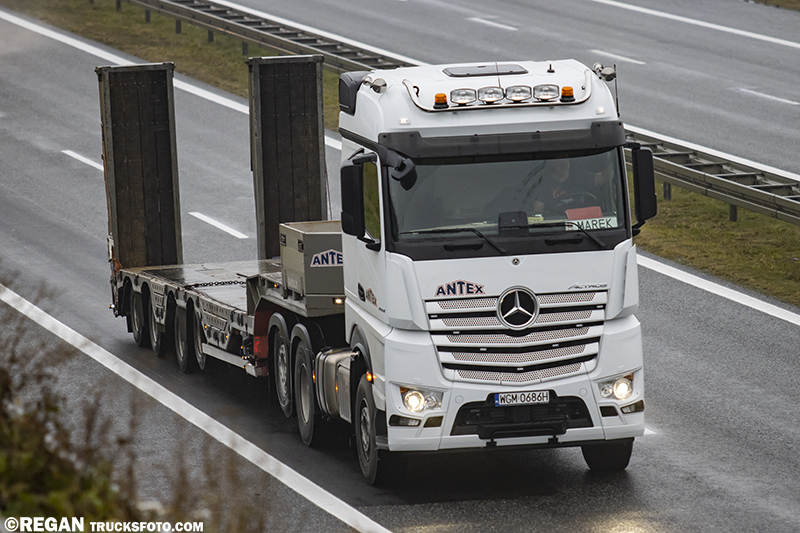 Mercedes-Benz Actros - Antex.jpg
