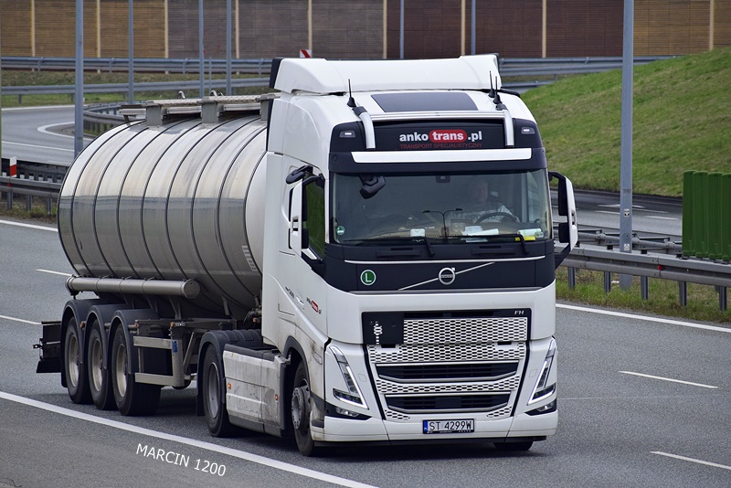 _DSC00011 (227)-crop-ANKO TRANS-VOLVO FH V.JPG