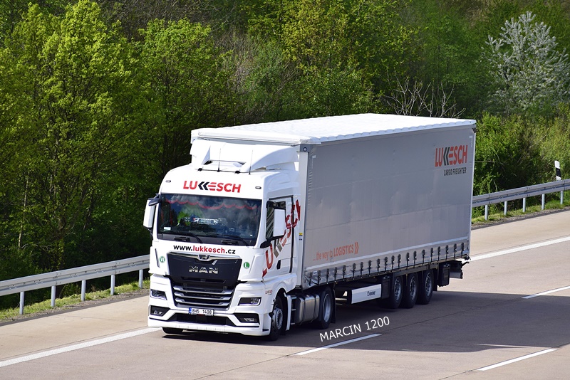 _DSC2707 LUKKESCH-crop-MAN TGX II.JPG
