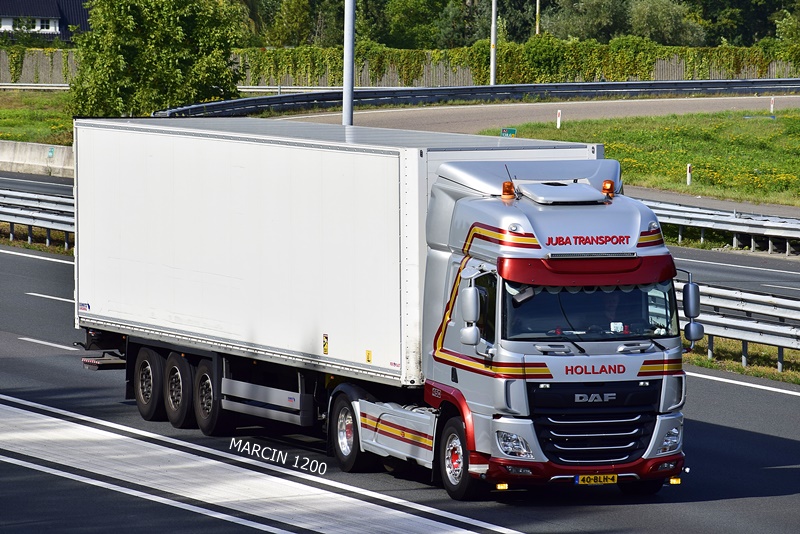 _DSC7775 JUBA TRANSPORT-crop-DAF CF.JPG