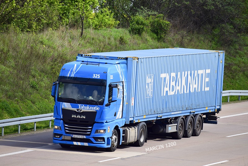 _DSC1548 TABAKNATIE-crop-MAN TGX II.JPG