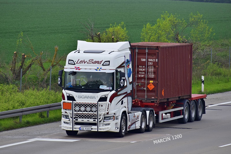 _DSC4016 Leiv Sand-crop-SCANIA R NG.JPG