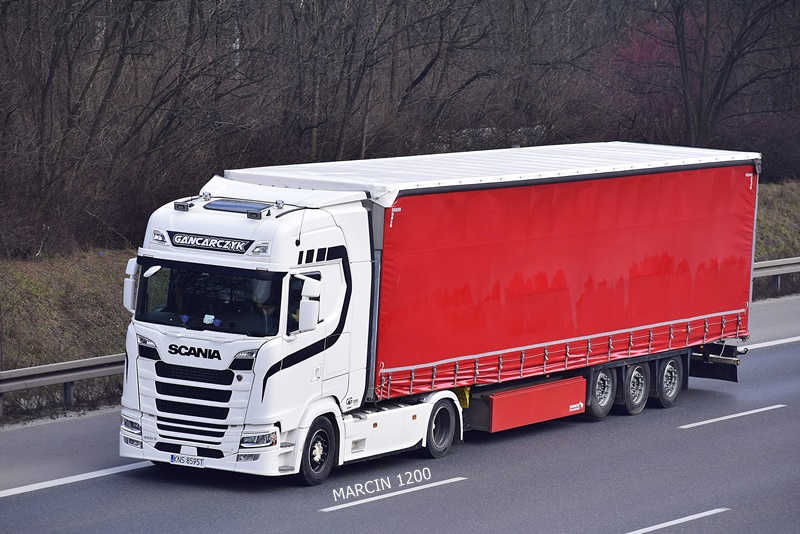 _DSC1464 GANCARCZYK-crop-SCANIA S460.JPG