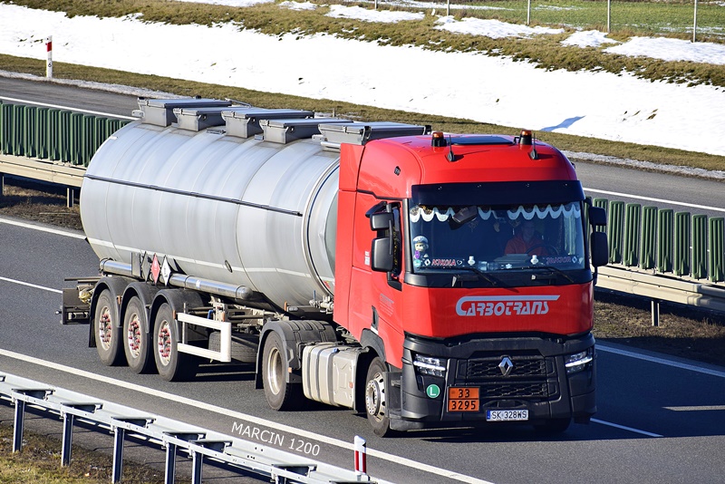 _DSC1025 CARBOTRANS-crop-RENAULT RENGE-T EVO.JPG