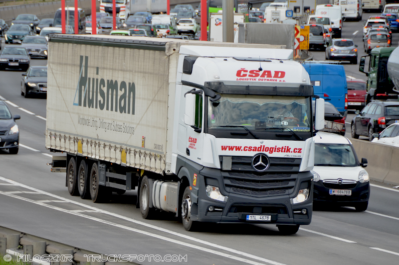 Mercedes Benz Actrpos MP4_Csad Logistik_5530.JPG