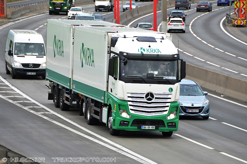 Mercedes Benz Actros MP4_KRKA_5197.JPG