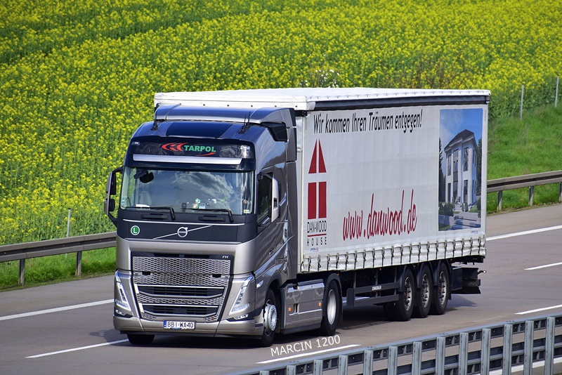 _DSC2299 TARPOL-crop-VOLVO FHV.JPG