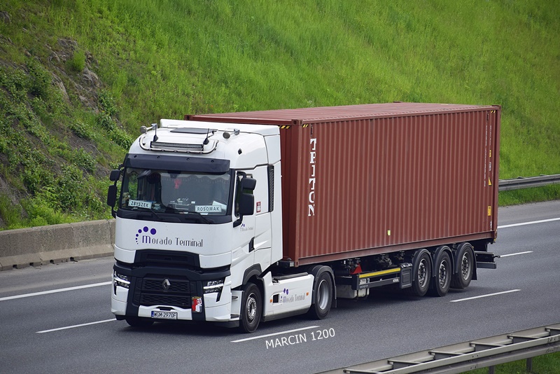 _DSC4331-crop-Renault Range T EVO- Morado Terminal.JPG