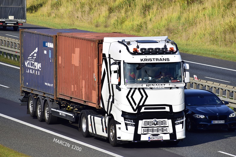 _DSC00011 (1866)-crop-KRISTRANS-RENAULT RANGE-T EVO.JPG