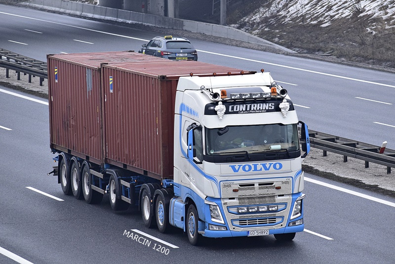 _DSC00011 (2678)-crop-Contrans Łukasz Piechowski-VOLVO FHIV.JPG
