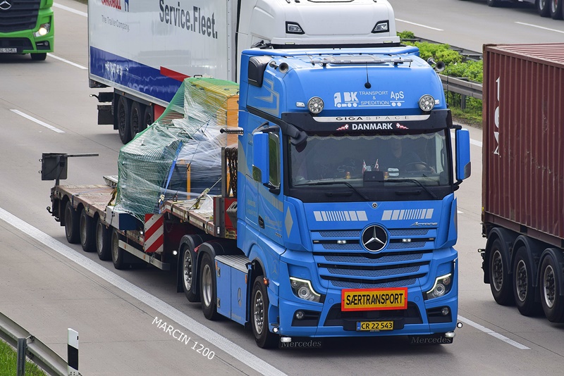 _DSC4222 BK TRANSPORT APS-crop-ACTROS MP5.JPG