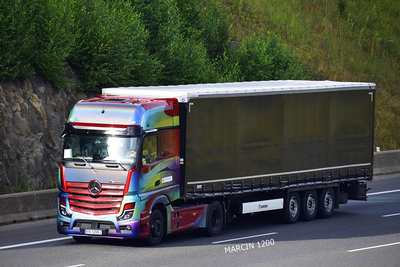 _DSC00011 (1190)-crop-Mercedes-Benz Actros MP5 DEMO.JPG