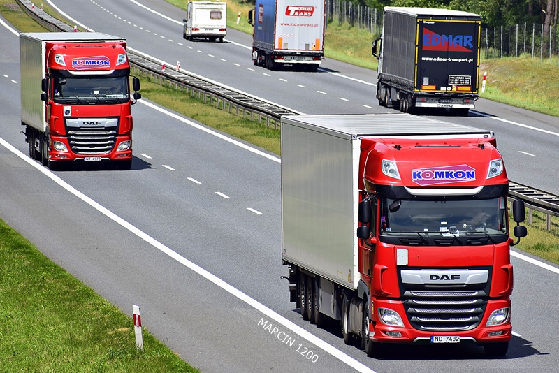 _DSC00011 (1127)-crop-KOMKON-DAF XF 106 II.JPG