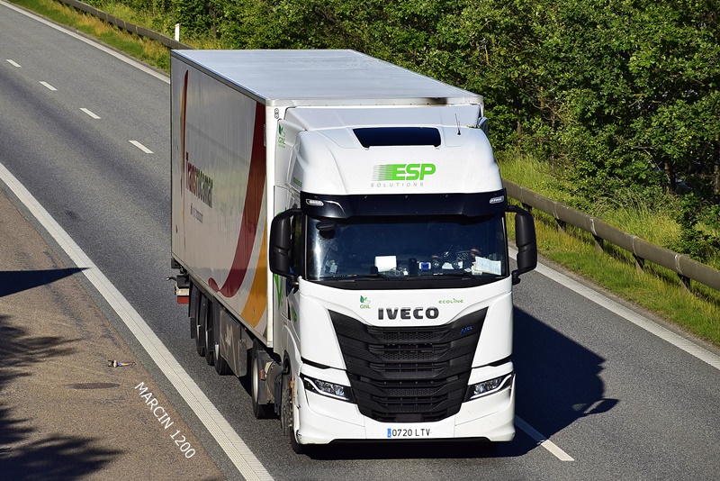 _DSC4978 ESP-crop-IVECO S-WAY.JPG
