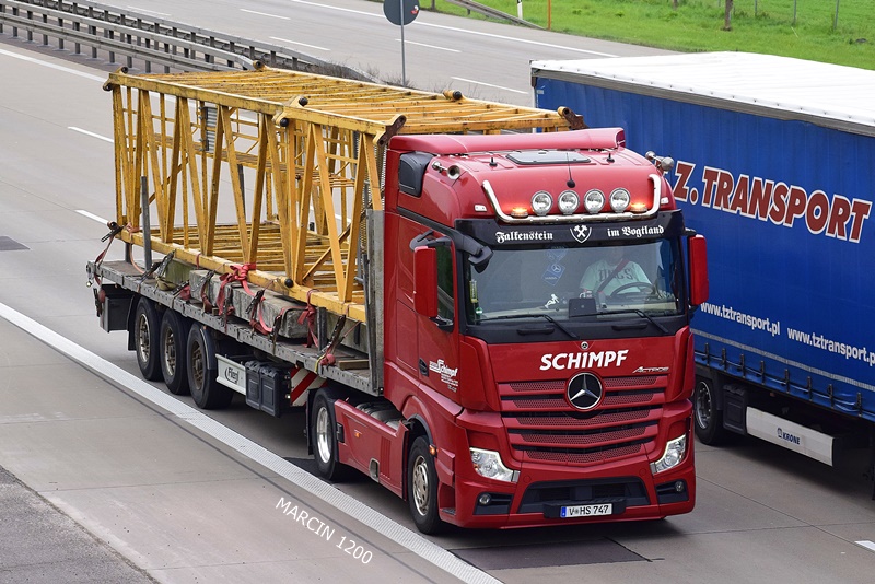 _DSC5553 SCHIMPF-crop-ACTROS MP5.JPG