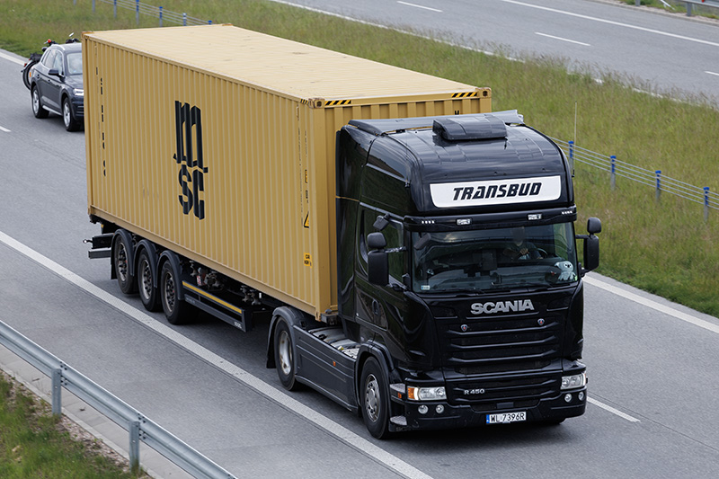 Scania R Transbud 1.jpg
