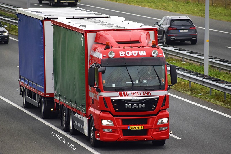 _DSC4478 BOUW-crop-MAN TGX.JPG