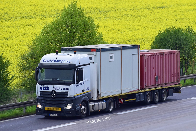 _DSC5213 GEES-crop-ACTROS MP5.JPG