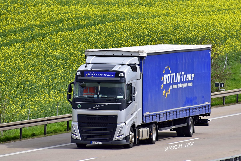 _DSC1708 BOTLIK-TRANS-crop-VOLVO FHV.JPG