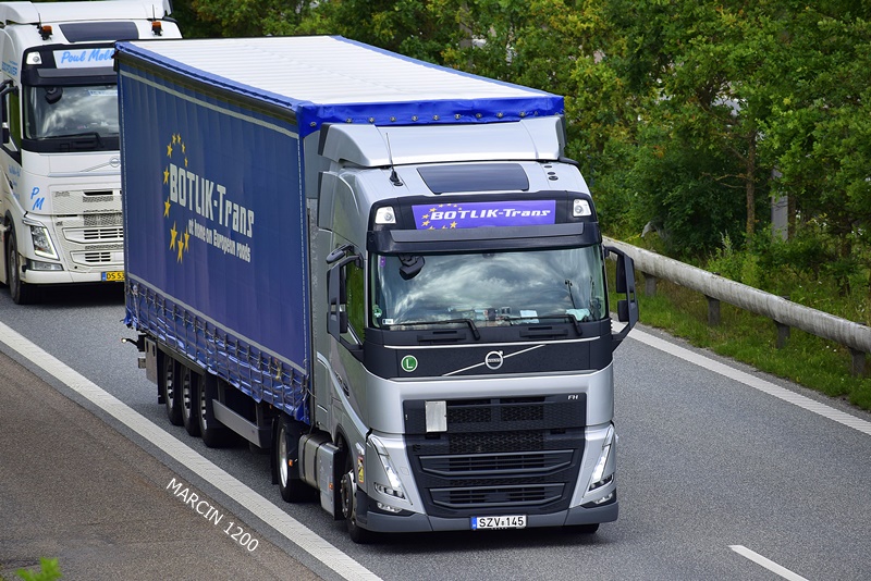 _DSC4456 BOTLIK-TRANS-crop-VOLVO FHV.JPG