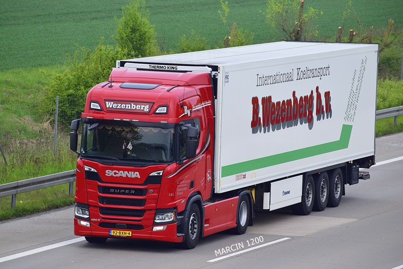 _DSC3953 WEZENBERG-crop-SCANIA R460 NG-KRONE.JPG