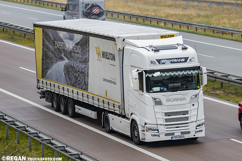 Scania 450S - Rad-Trans.jpg