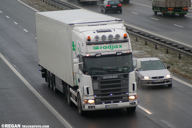 Scania 124L - Radjax.jpg