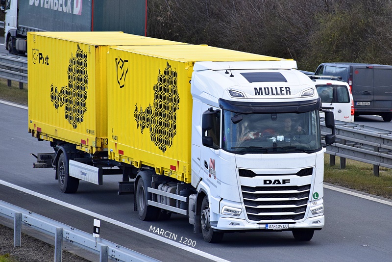 _DSC0251 MULLER-crop-DAF XG-BDF.JPG