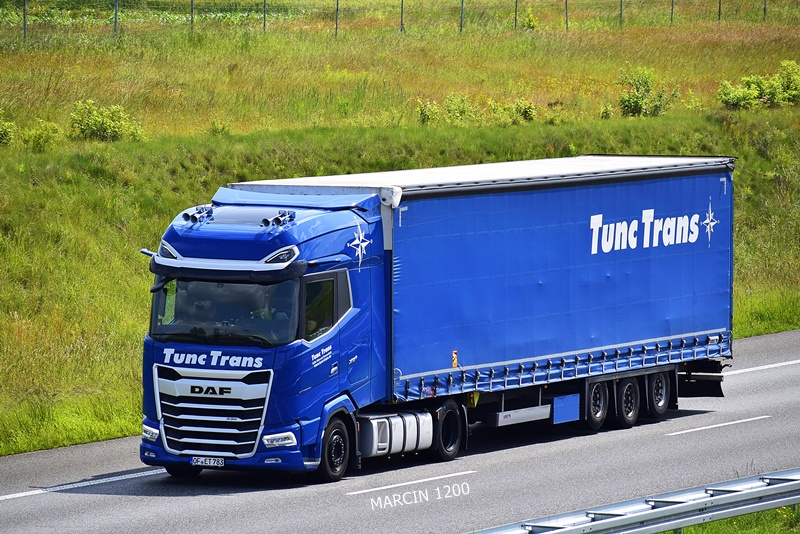 _DSC6342 TUNC TRANS-crop-DAF XG+.JPG