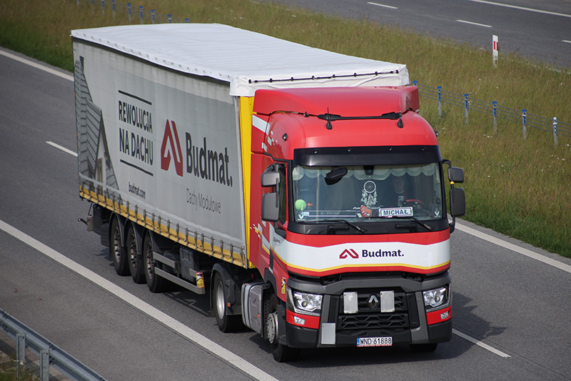 Renault T Budmat 2.jpg