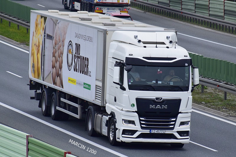 _DSC3638 SZTUDER-crop-MAN TGXII.JPG