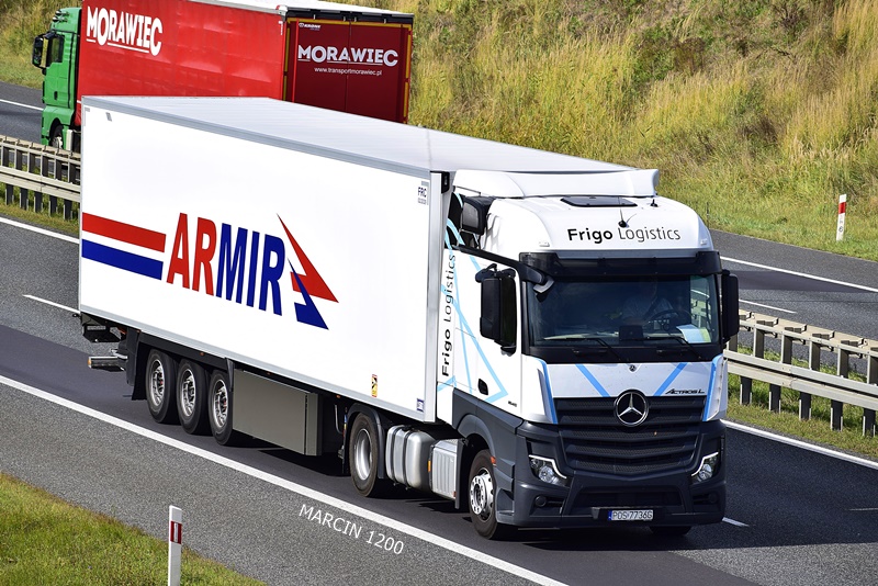 _DSC00011 (1994)-crop-FRIGO LOGISTICS-ARMIR-ActrosL.JPG