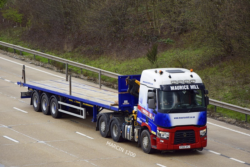 _DSC5282-crop-Maurice Hill-RENAULT RANGE-T.JPG