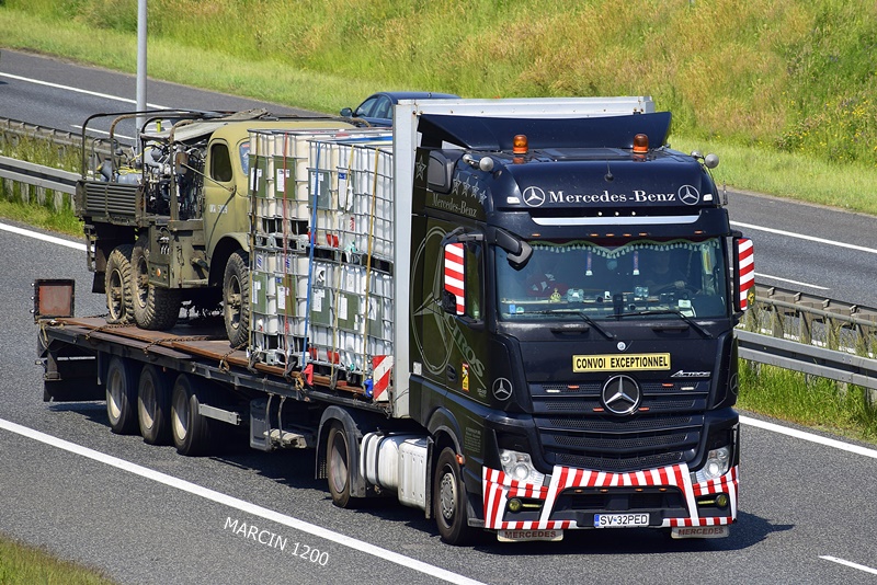 _DSC7623-crop-Dancomir Trans-ACTROS MPIV.JPG