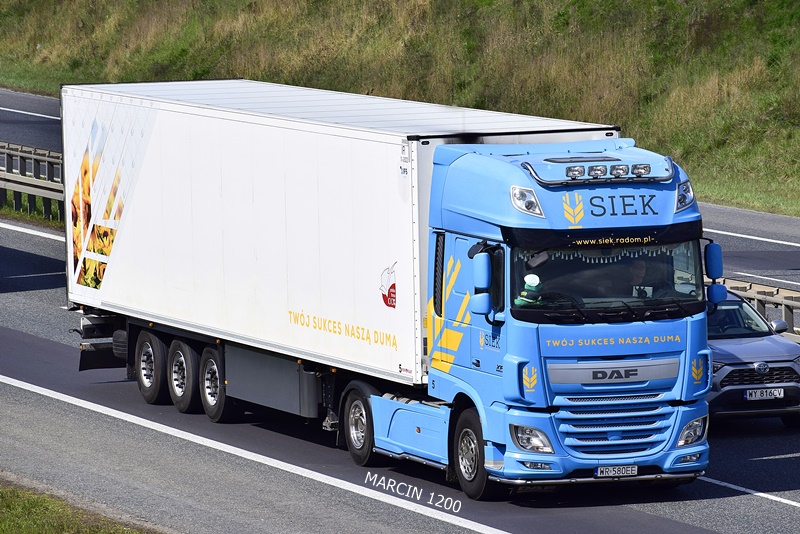 _DSC3615 SIEK-crop-DAF XF 106.JPG