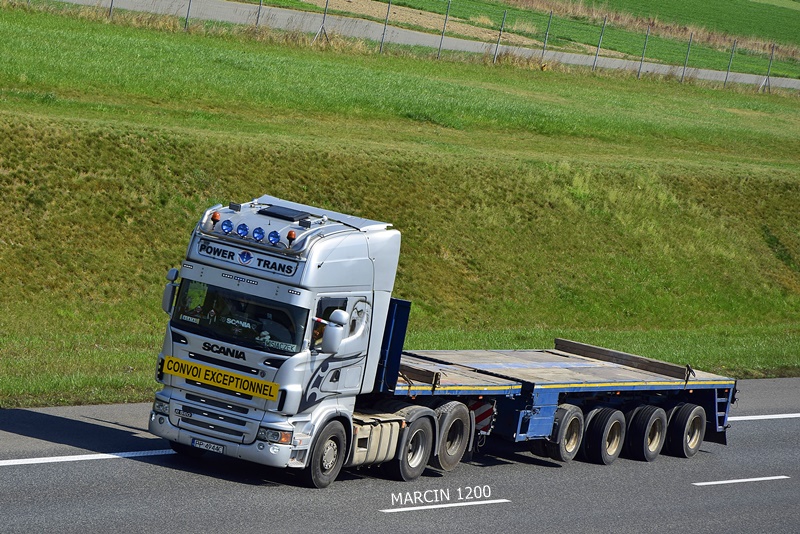 _DSC8008-crop-POWER TRANS-SCANIA R560.JPG